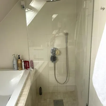 En Otroligt Vacker Med Privat Pool Och En Avkopplande Atmosfaer Malmo