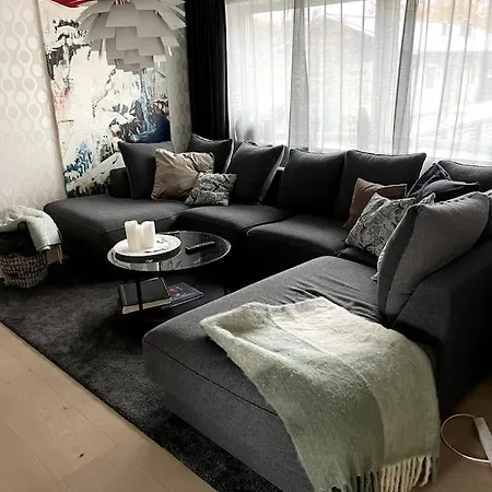 En Otroligt Vacker Med Privat Pool Och En Avkopplande Atmosfaer